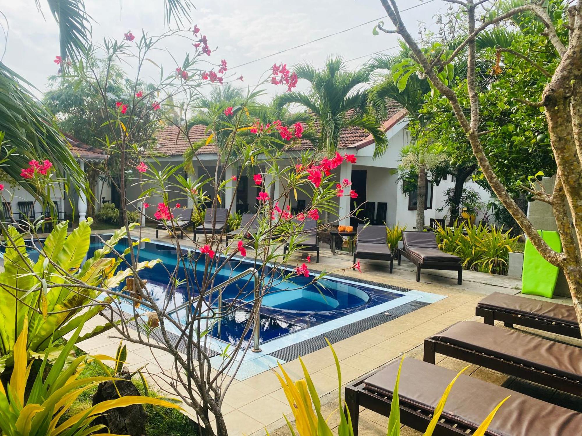 Sujeewani Villa Negombo Kültér fotó