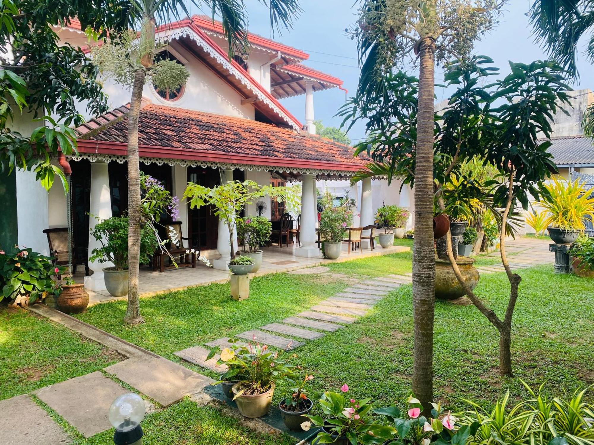 Sujeewani Villa Negombo Kültér fotó