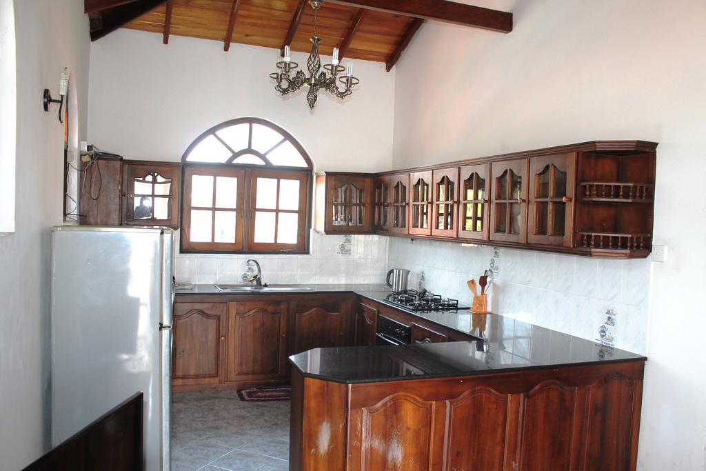 Sujeewani Villa Negombo Kültér fotó