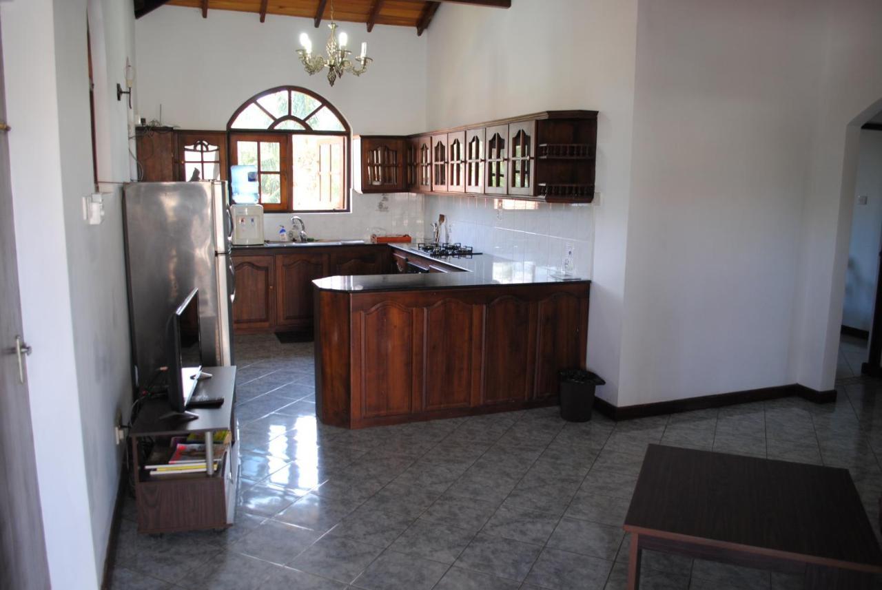 Sujeewani Villa Negombo Kültér fotó